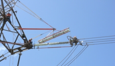 Manutenção em Linhas de Distribuição e Transmissão nos níveis de tensão 69 kV a 750 kV, com sistemas energizados